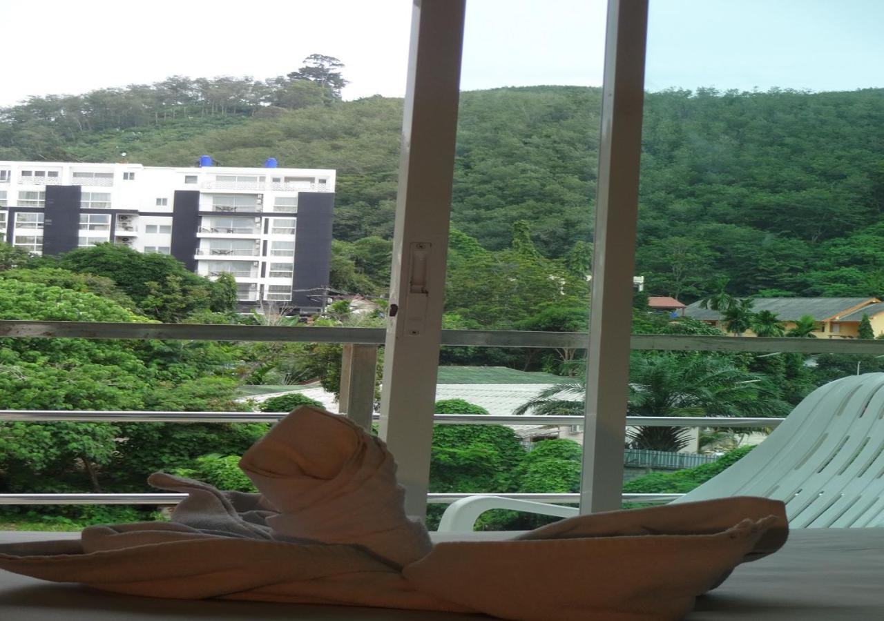 At Home Hotel Patong Exterior foto